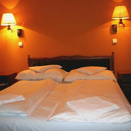 Tanne Hotel 2*